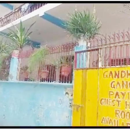 Gandhi Ganaga Guest House فاراناسي المظهر الخارجي الصورة