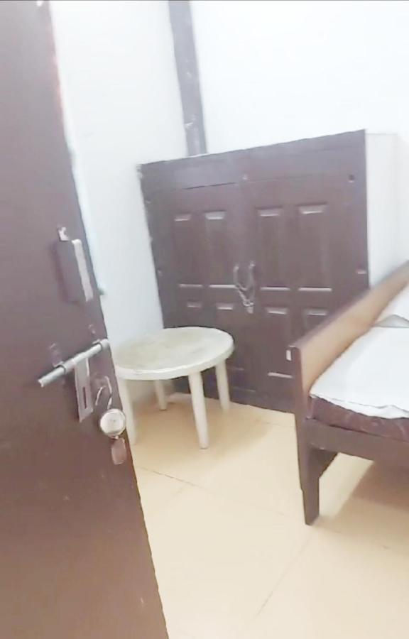 Gandhi Ganaga Guest House فاراناسي المظهر الخارجي الصورة