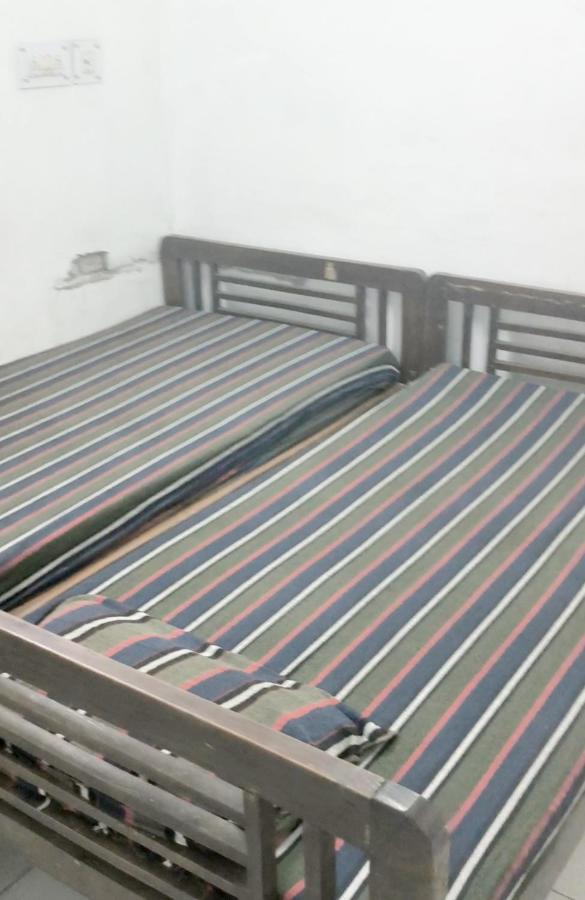 Gandhi Ganaga Guest House فاراناسي المظهر الخارجي الصورة