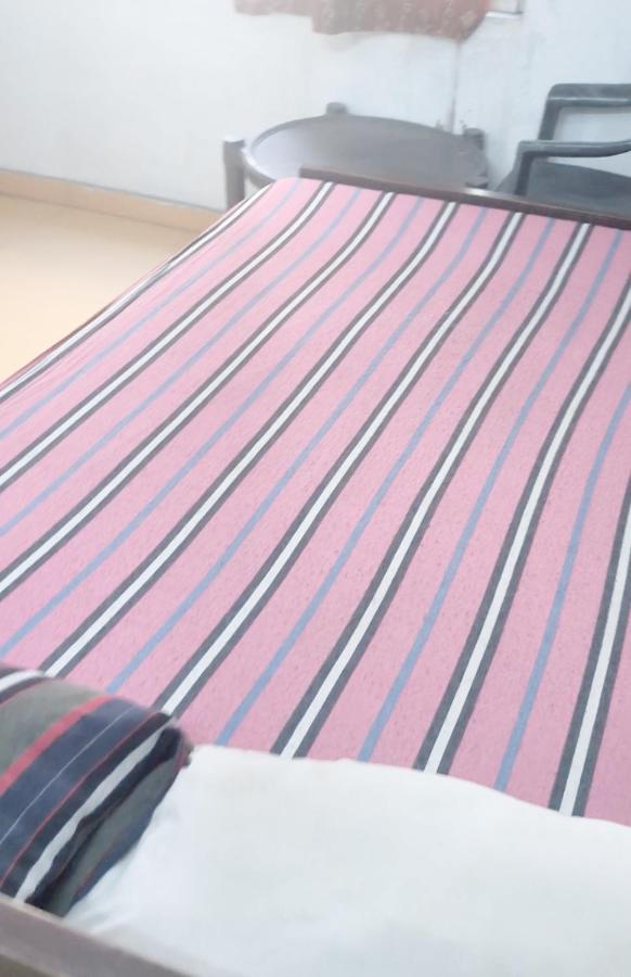 Gandhi Ganaga Guest House فاراناسي المظهر الخارجي الصورة